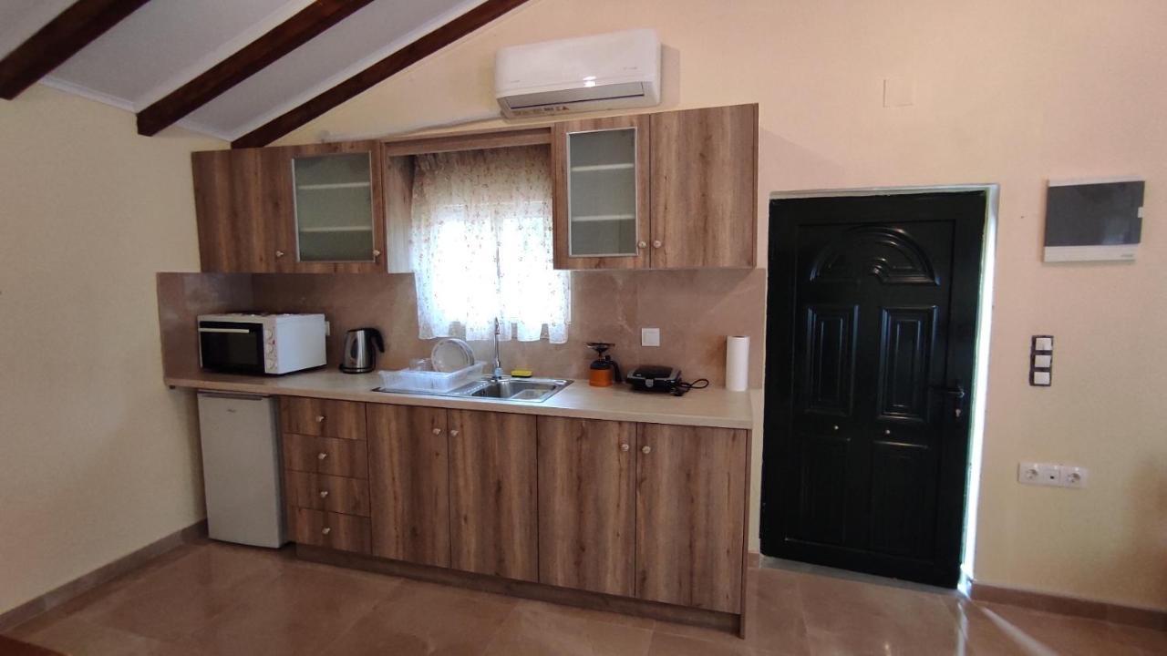 Potami Studios Лефкими Экстерьер фото
